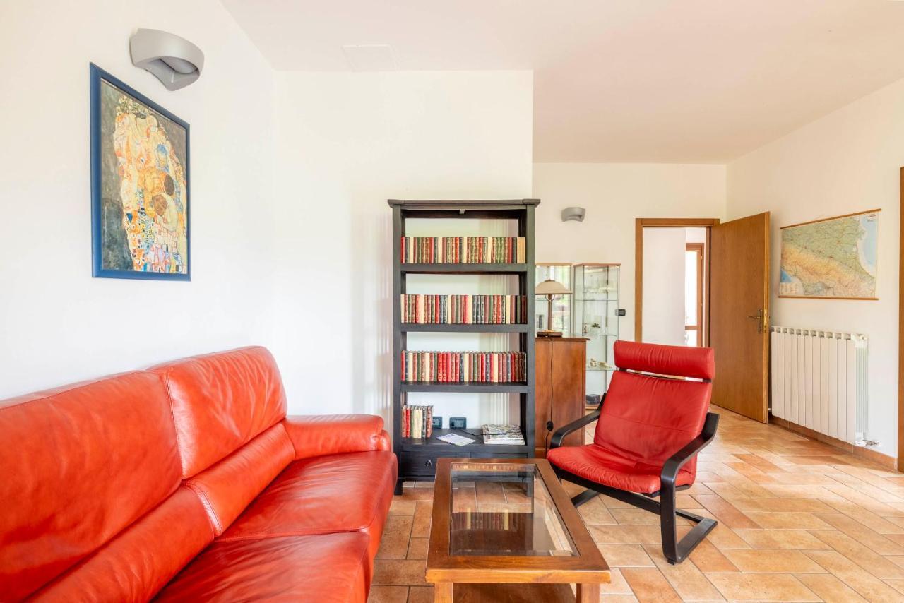 Appartamento spazioso Le Vitterelle B&B Zocca Esterno foto